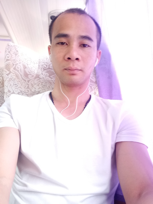 qiaozi的第一张照片--南宁中老年相亲网