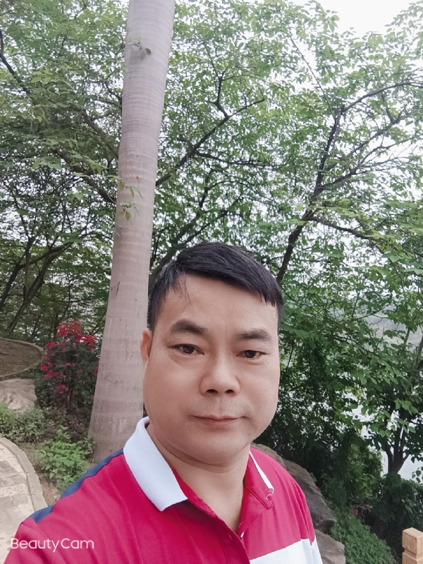 悲伤的温柔的第一张照片--南宁中老年相亲网