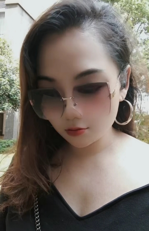 往事如烟的第一张照片--南宁中老年相亲网
